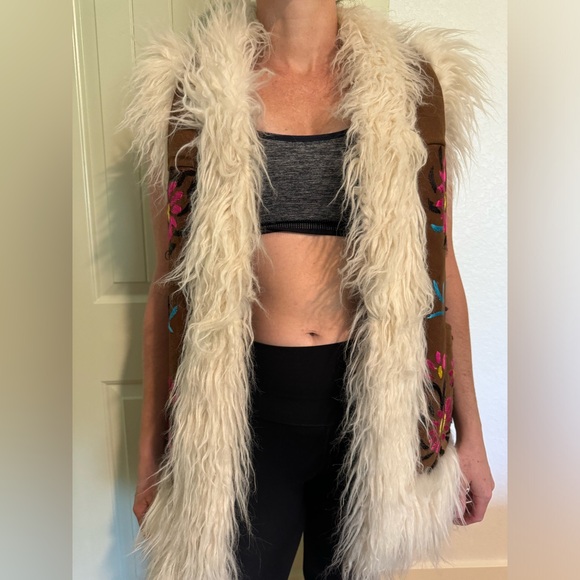 ✨sale✨Vintage afghan wool vest - Picture 6 of 9